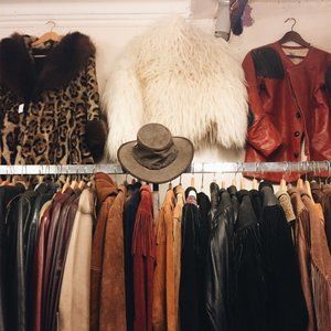 Meet your Posher, Mercedes